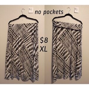 Black and White Patterned Women's Skirt